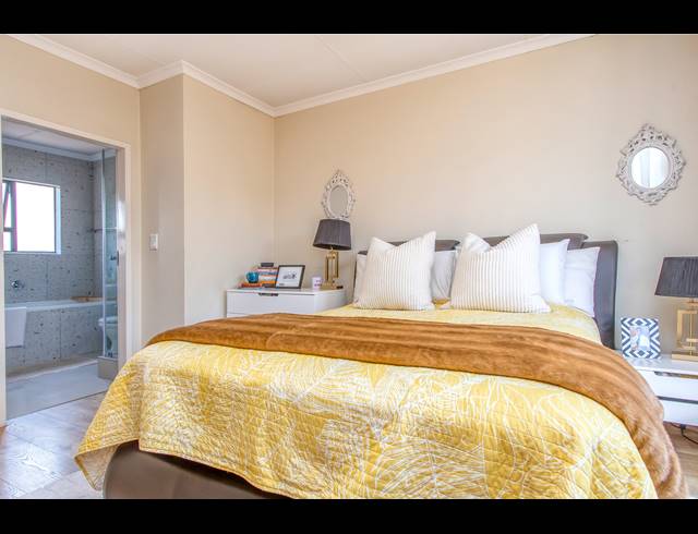3 BEDROOM DUPLEX TO LET IN RADIOKOP
